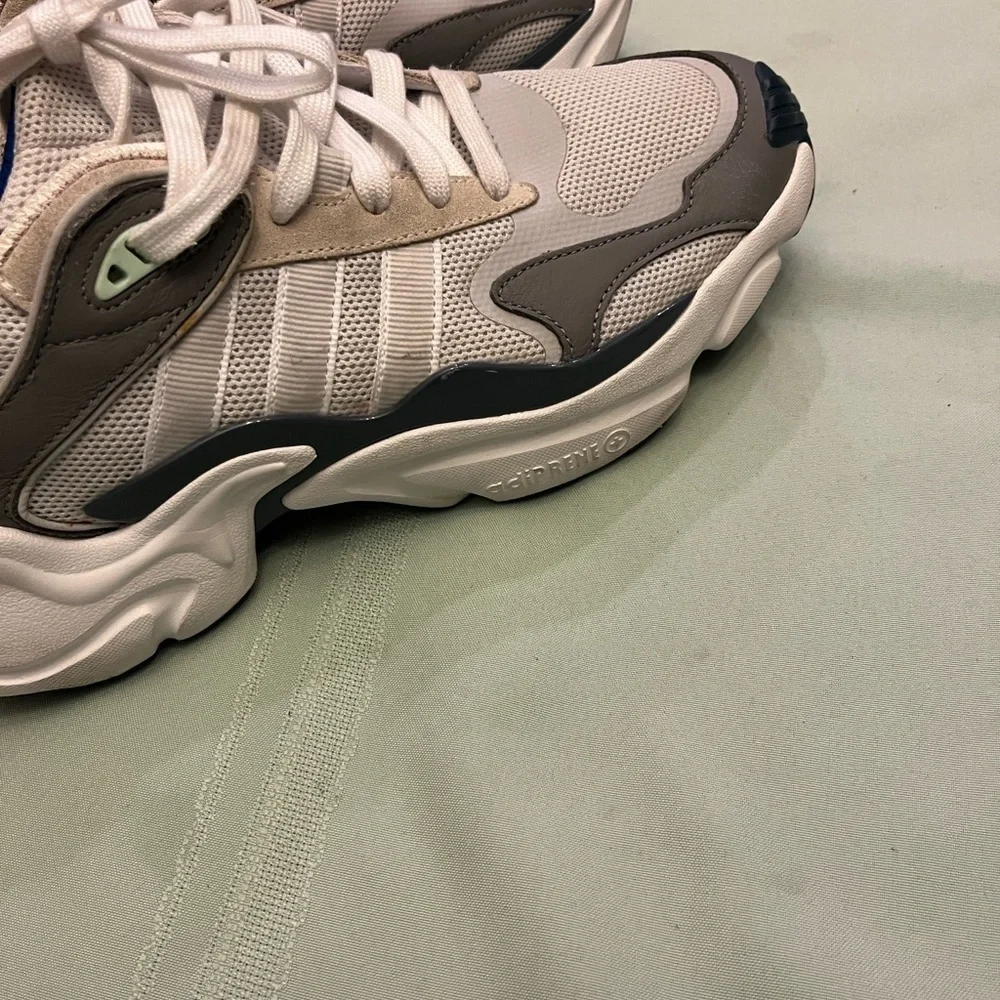 Adidas White and Blue Sneakers size 9